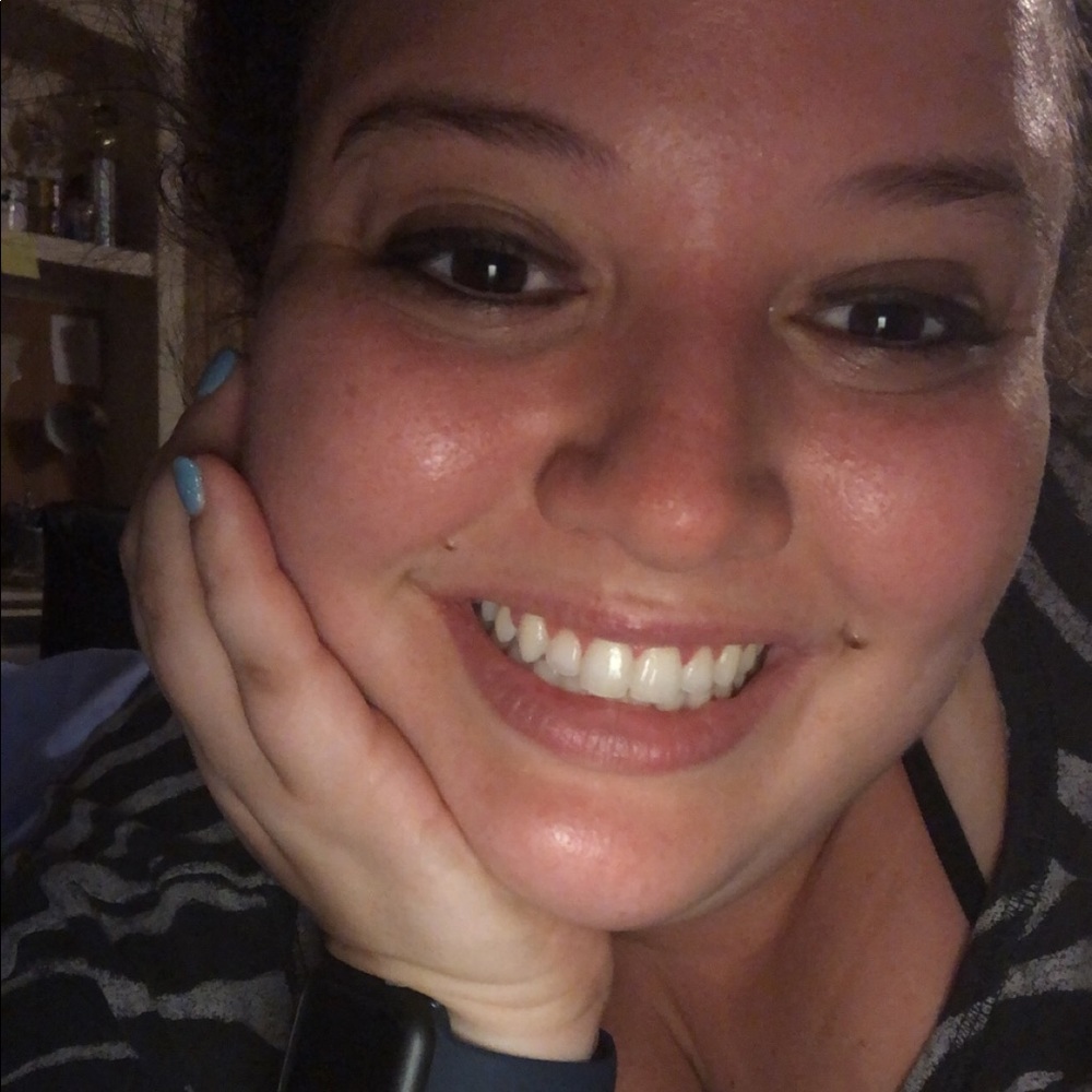 Meet your Posher, Kristin